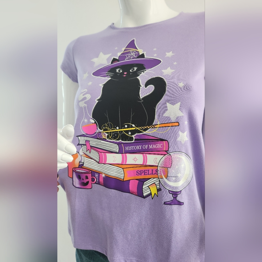 Girls Glow In The Dark Black Cat Witch Graphic Tee Size XL - Picture 5 of 11